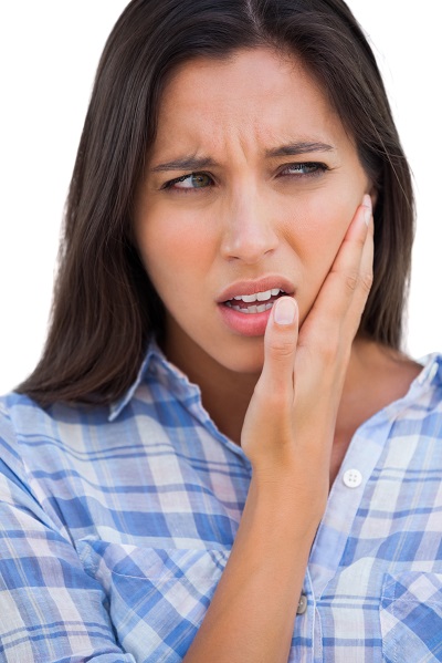 women with toothache problem